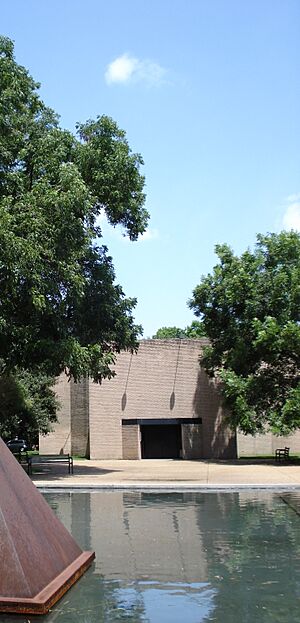 Archivo:RothkoChapel