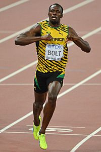 Archivo:Usain Bolt after 200 m final Beijing 2015