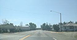 View down Highway 31 in Manderson, Wyoming (cropped).jpg