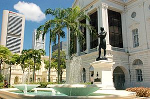 Archivo:010253 00001 Singapore, Victoria Theatre