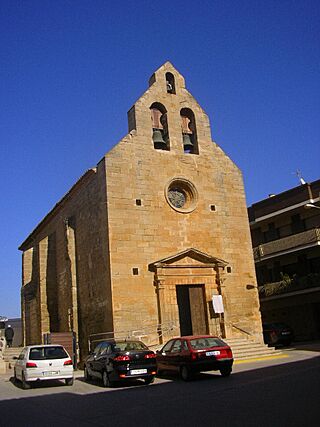 Alamús iglesia.jpg