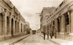 Calle comercio a principios de 1930.