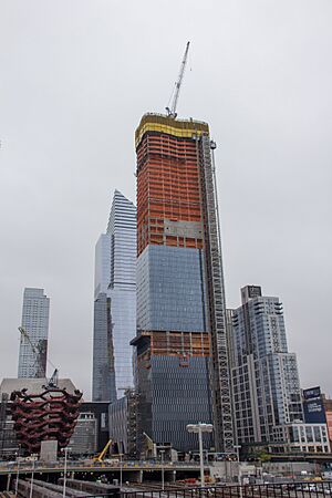Archivo:At New York, USA 2017 204
