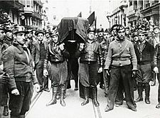 Archivo:Durruti 23 novembre 1936