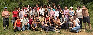 Archivo:Foto familia huertos