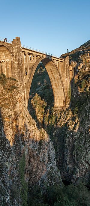 Archivo:Gundián bridge, in Ponte Ulla, Vedra, Galicia, Spain (1 de 1)