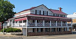 Hartville Hotel (Hartville, OH).JPG