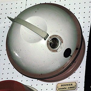 Archivo:Hoover 1960 Vacuum cleaner img 1403