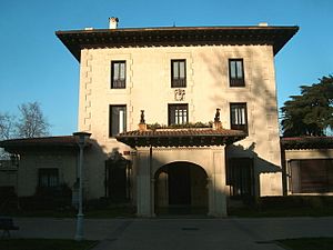 Archivo:Palacio Lexarza