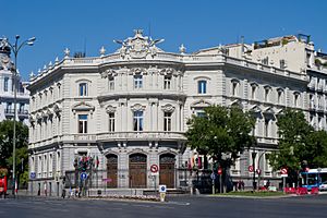 Palacio de Linares - 01.jpg