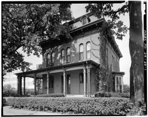 Archivo:SOUTH FRONT AND EAST SIDE - Swain-Vincent House, 824 Third Avenue, South, Fort Dodge, Webster County, IA HABS IOWA,94-FTDO,3-1