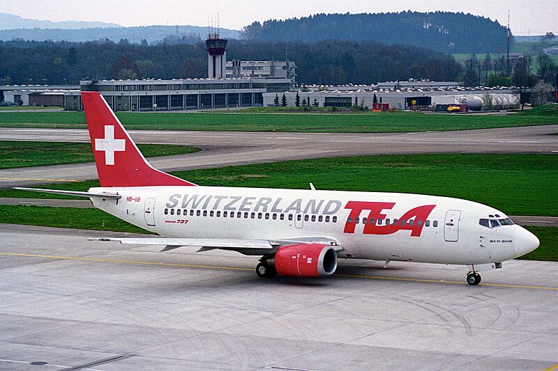 TEA Switzerland Boeing 737-300; HB-IIB@ZRH;15.04.1995 (4905465575)