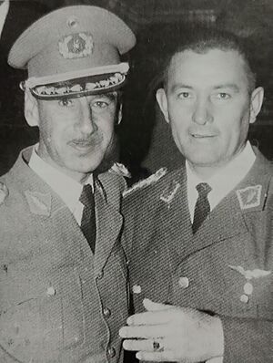 Archivo:Barrientos y Ovando