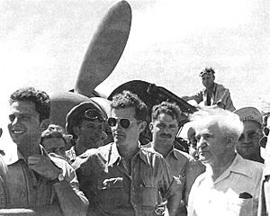 Archivo:Ben Gurion at First Fighter Squadron