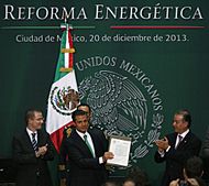 Archivo:EPN. Promulgación de la Reforma Energética