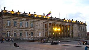 Archivo:El Capitolio Nacional (Bogotá, Colombia) 1