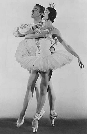 Archivo:Fonteyn Helpmann Sleeping Beauty Sadler's Wells US tour (2)
