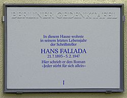 Archivo:Gedenktafel Rudolf-Ditzen-Weg 19 (Niedschh) Hans Fallada