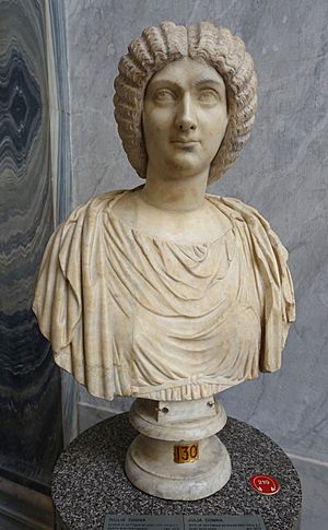 Archivo:Julia Domna (Julia Pia), inv. 2210, Roman - Braccio Nuovo, Museo Chiaramonti - Vatican Museums - DSC00897