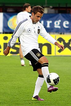 Archivo:Mario Götze, Germany national football team (02)