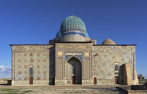 Archivo:Mausoleum of Khoja Ahmed Yasawi in Hazrat-e Turkestan, Kazakhstan