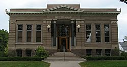 Morris Carnegie Library (Stevens County Historical Society Museum).jpg