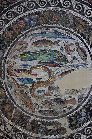 Archivo:Mosaico peces Toledo 03