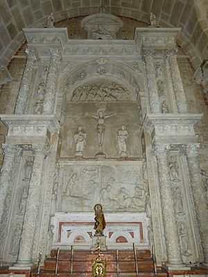 Archivo:Mosteiro de San Lourenzo Trasouto (altar)
