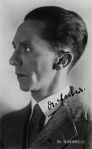 Archivo:Porträt Joseph Goebbels