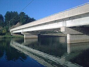 Archivo:Rio Chovellén