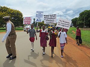 Archivo:School Children On a Mission