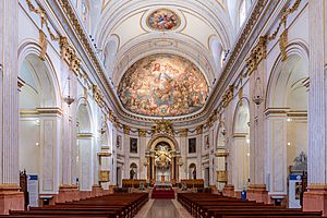Archivo:Segorbe Cathedral 2022 - interior