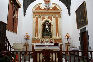 Archivo:Tinajo Mancha Blanca - Calle Virgen de Los Dolores-LZ-46 - Nuestra Señora de los Dolores in 02 ies