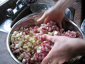 Archivo:Tourtiere Garniture
