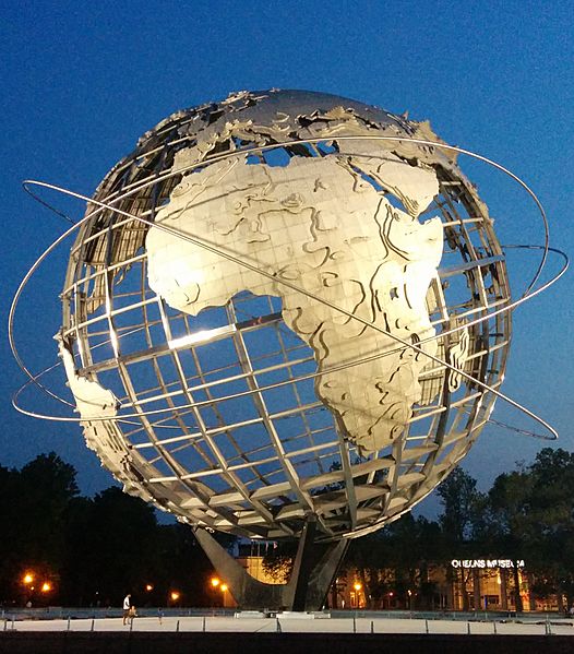 Unisphere at night (cropped)