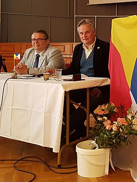 Archivo:Vojtěch Merunka and Jan van Steenbergen at CISLa 2018