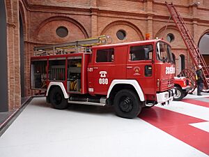 Archivo:Zaragoza - Museo Bomberos - Camión Magirus-Deutz (01)