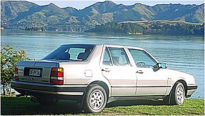 Archivo:1989lanciathemav6 rr34 465x263