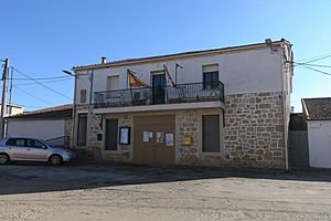 Archivo:Ayuntamiento de Cabrillas