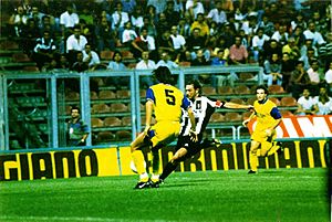 Archivo:Brescello v Juventus, 4 September 1997 - Antonio Conte