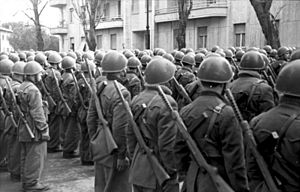 Archivo:Bundesarchiv Bild 101I-311-0926-07, Italien, italienische Soldaten