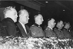 Archivo:Bundesarchiv Bild 146-1973-058-04, Berlin, WHW in Deutschlandhalle, Ehrengäste