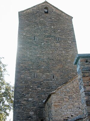 Archivo:Casa Buil. Torre desde O