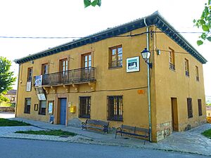 Archivo:Casa consistorial de La Salceda