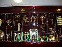 Archivo:Celtic FC trophy case