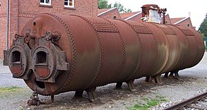 Archivo:Dampfkessel für eine Stationärdampfmaschine im Textilmuseum Bocholt