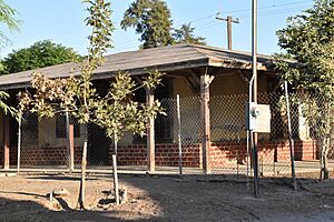Archivo:Estación Batáquez