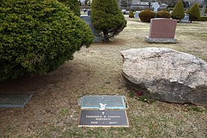 Archivo:Gary Cooper's Grave