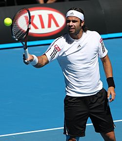 Archivo:Gonzalez Australian Open 2009 1