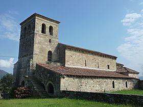 Iglesia Románica de San Andrés (Santa María de Cayón,Cantabria).jpg